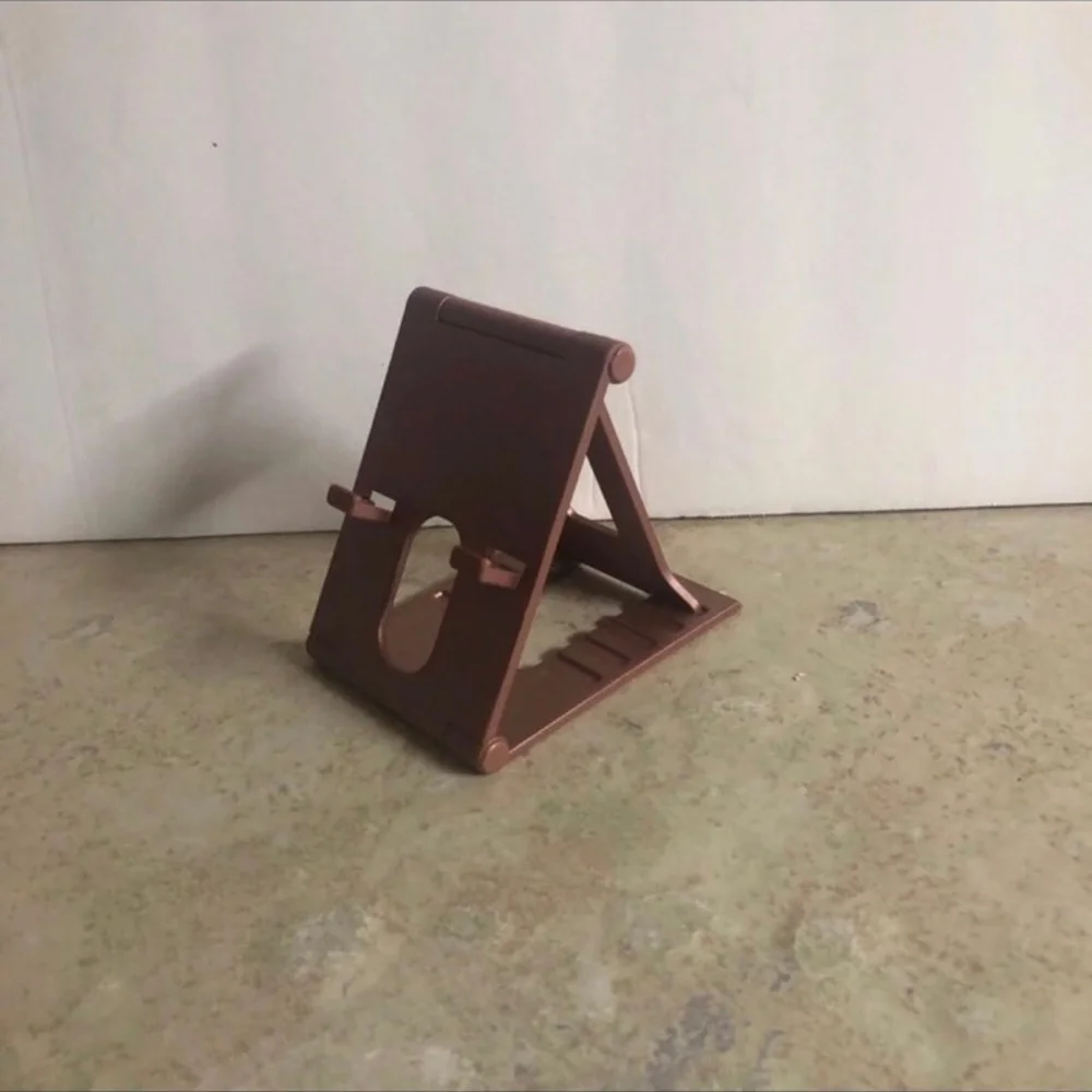 Rose Gold Smartphone Stand